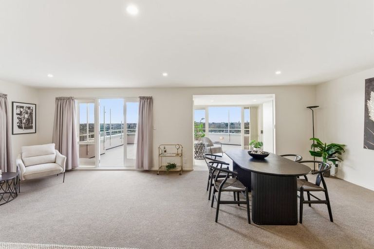 Photo of property in 1/21 Overdale Drive, Cashmere, Christchurch, 8022