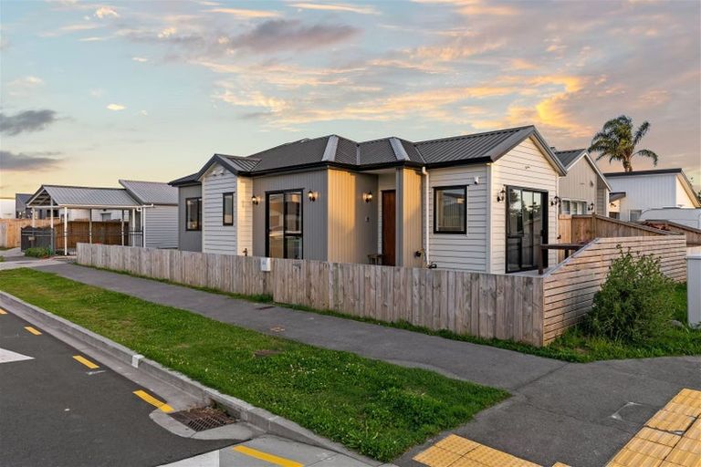 Photo of property in 84 Minhas Road, Papakura, 2110