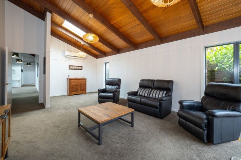 Photo of property in 28 Oak Grove, Ashburton, 7700