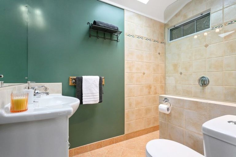 Photo of property in 28 King Street, Cambridge, 3434