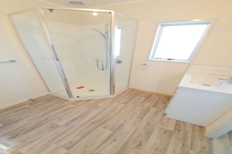 Photo of property in 2/107 Russell Road, Manurewa, Auckland, 2102