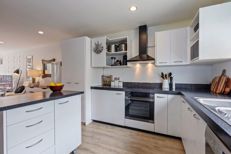 Photo of property in 17a Whiteleigh Avenue, Addington, Christchurch, 8024