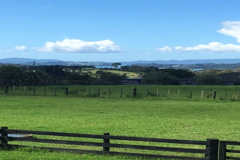 Photo of property in 252 Redcliffs Road, Kerikeri, 0294