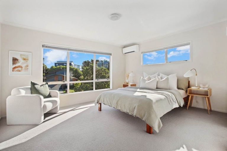 Photo of property in 6 Totara Views Drive, Red Beach, 0932