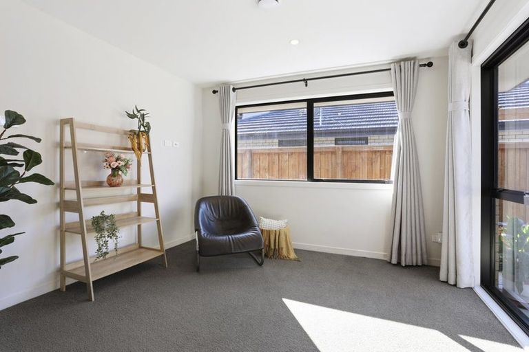 Photo of property in 14 Northmoor Boulevard, Rolleston, 7615