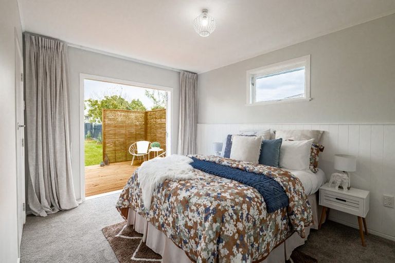 Photo of property in 15 Peters Avenue, Cloverlea, Palmerston North, 4412