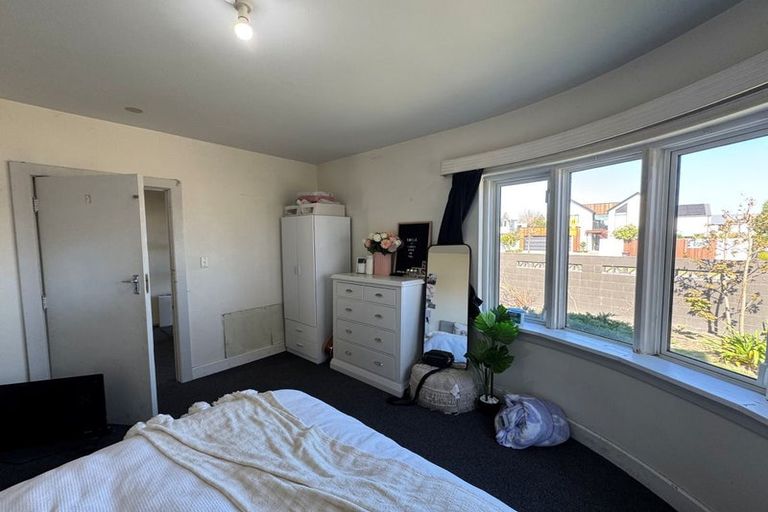 Photo of property in 196 Fendalton Road, Fendalton, Christchurch, 8052