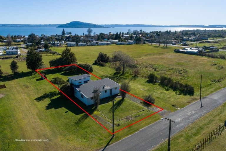 Photo of property in 13 Middleton Road, Hannahs Bay, Rotorua, 3010