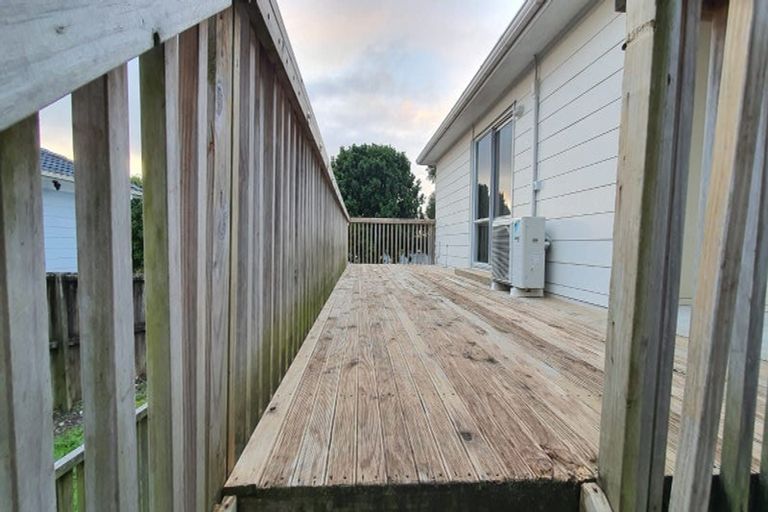 Photo of property in 26 Burbank Avenue, Manurewa, Auckland, 2102