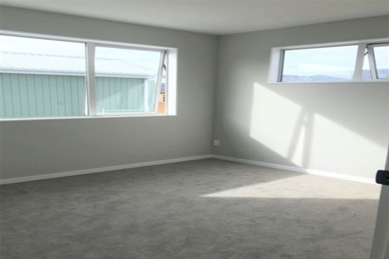 Photo of property in 14 Roa Avenue, Hobsonville, Auckland, 0616