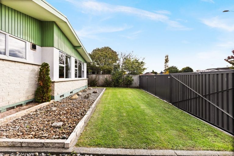 Photo of property in 35 Coventry Avenue, Tamatea, Napier, 4112