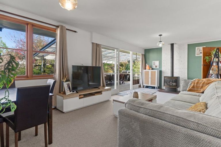 Photo of property in 6 Mountbatten Place, Te Puke, 3119