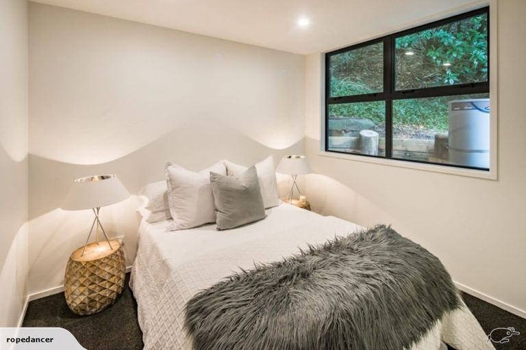 Photo of property in 14 Appleton Place, Karori, Wellington, 6012