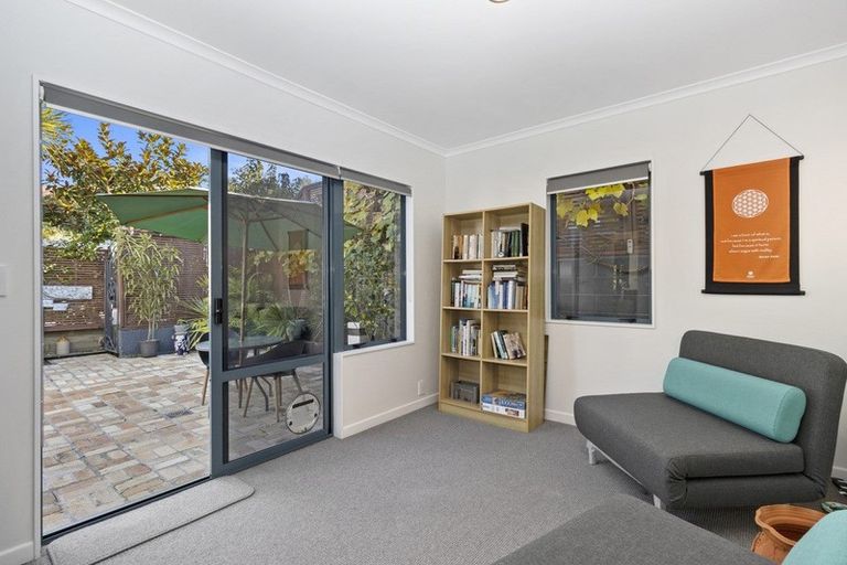 Photo of property in 112h Lake Road, Frankton, Hamilton, 3204