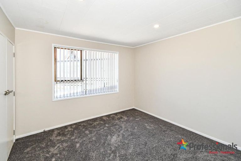 Photo of property in 5 Heathberry Close, Papatoetoe, Auckland, 2025