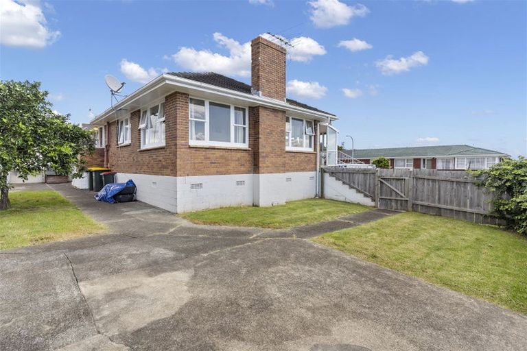 Photo of property in 2/1 The Link, Howick, Auckland, 2010