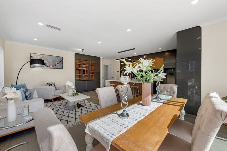 Photo of property in 6 Knockanara Drive, Flat Bush, Auckland, 2019